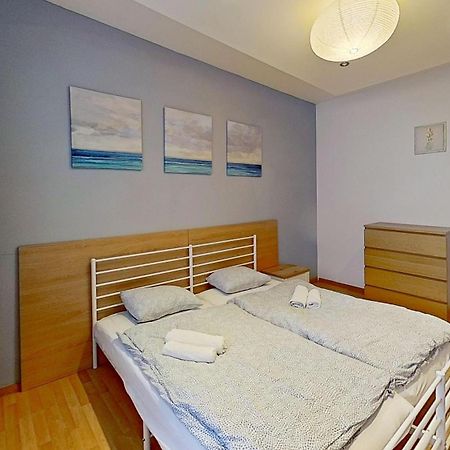 2Br Apt With Free Garage Parking, Close To The Historic Centre Bratislava Exterior photo